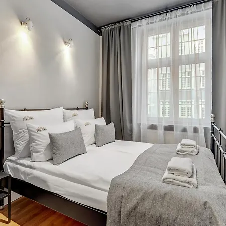 Mariacka Street Charm, Main Old Town By Downtown Daire *