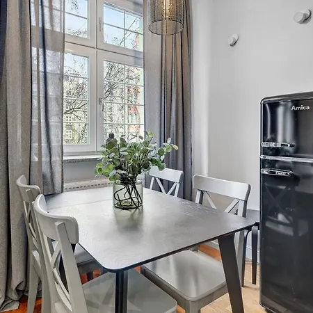 Mariacka Street Charm, Main Old Town By Downtown