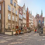 Mariacka Street Charm, Main Old Town By Downtown *