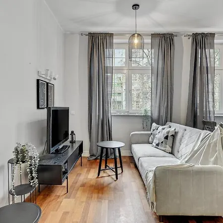 Mariacka Street Charm, Main Old Town By Downtown