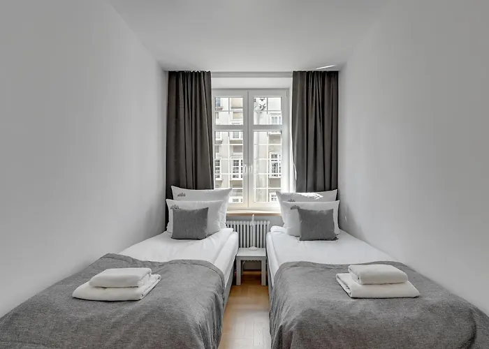 Mariacka Street Charm, Main Old Town By Downtown Gdansk