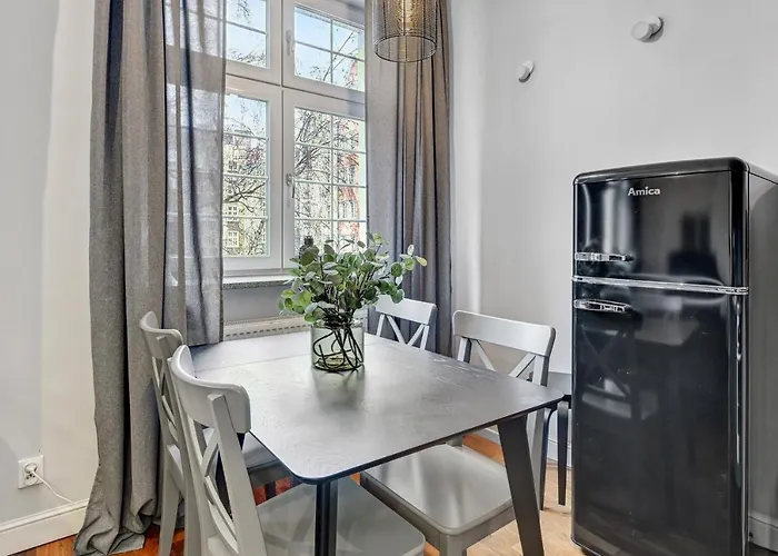 Mariacka Street Charm, Main Old Town By Downtown